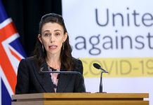 COVID-19: PM Ardern Says Golf Course Maintenance Issue Being Worked Through Now Prime Minister Jacinda Ardern speaks to media during a press conference at The Beehive in Wellington, New Zealand. (Photo by Hagen Hopkins/Getty Images)