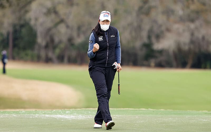 A Lim Kim celebrates a birdie putt on the 18th green during the final round at the 2020 U.S. Women's Open at Champions Golf Club (Cypress Creek Course) in Houston, Texas on Monday, Dec. 14, 2020. (Jeff Haynes/USGA)