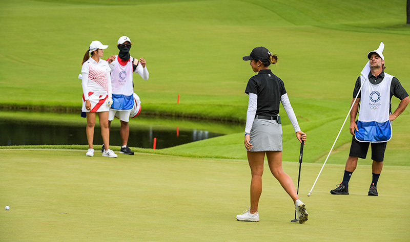 Lydia Ko and her caddy react to her missed putt on the 18th green in a playoff against Mone Inami of Japan during the final round of the Women’s Individual Stroke Play event on Day 18 of the Tokyo 2020 Olympics at the Kasumigaseki Country Club on August 7, 2021 in Saitama, Japan. (Photo by Stan Badz/PGA TOUR/IGF)